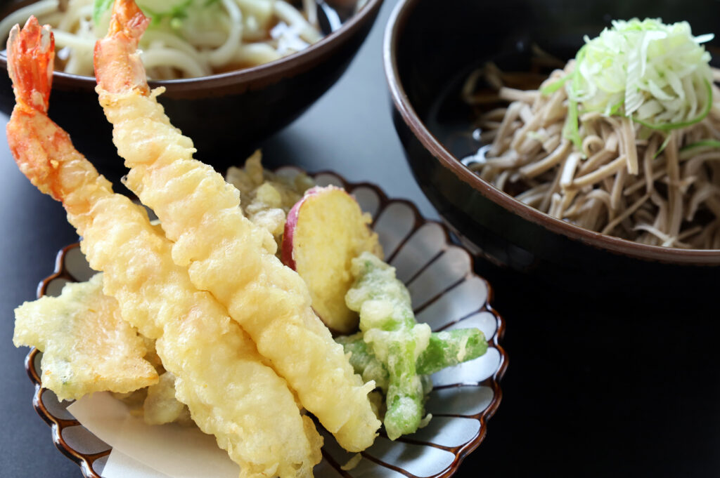 大きな海老の天ぷらそば/うどん(島根ゴルフ倶楽部のレストラン)